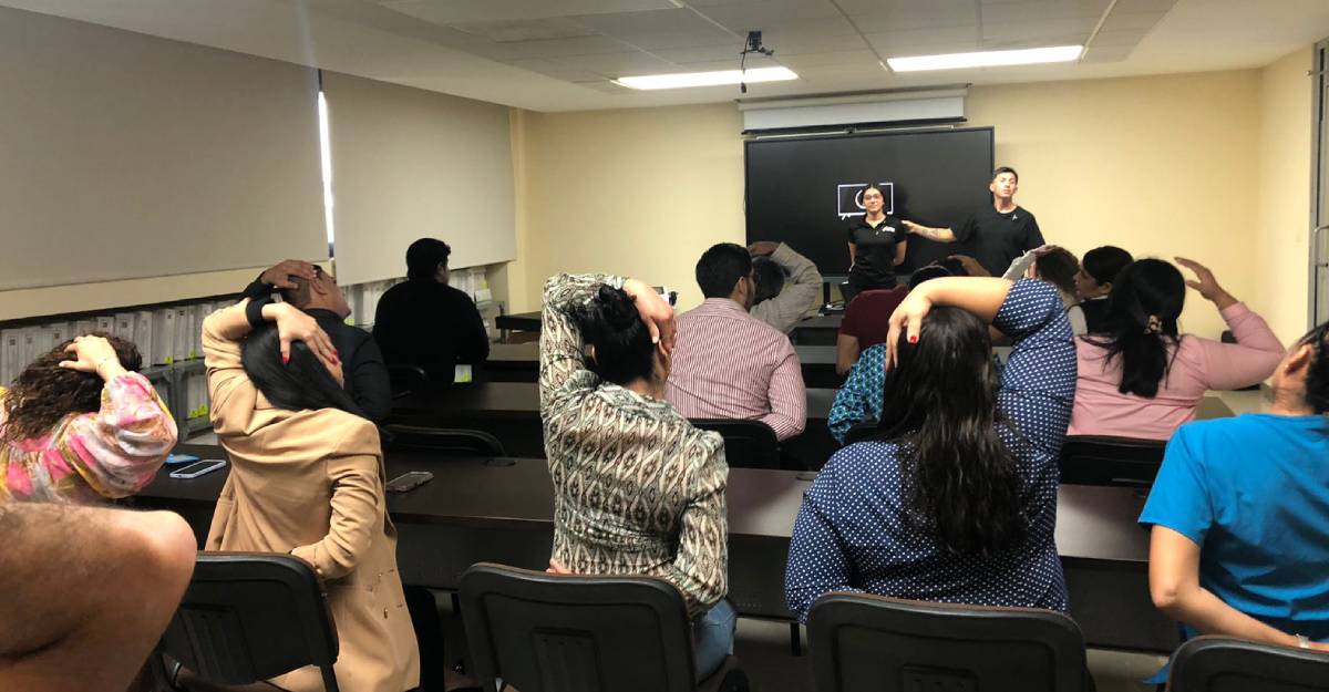 Plática Higiene Postural en Oficina